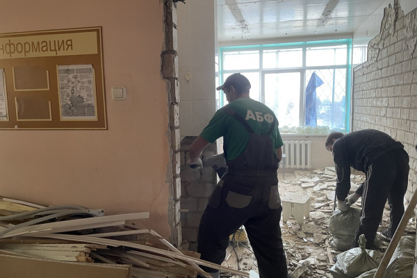 Масштабная модернизация пятиэтажного лечебного корпуса Окружной больницы Костромского округа №1 вышла на новые этапы. 